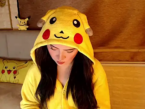 yourdevilsweettsx online show from 04.10.26