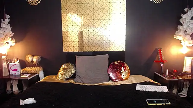 kinky momm online show from 04.29.26