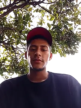 Snapshot of Boy_hot- chatting on 09.16.25 Boy hot- online show from 09.16.25