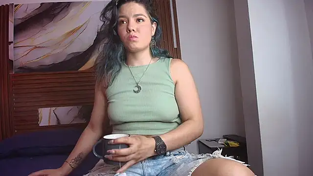 Snapshot of Evelin_thompsson chatting on 10.04.25 Evelin thompsson online show from 10.04.25
