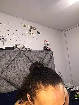 Shantey Laurent online show from 03.24.26