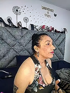 Shantey Laurent online show from 04.06.26