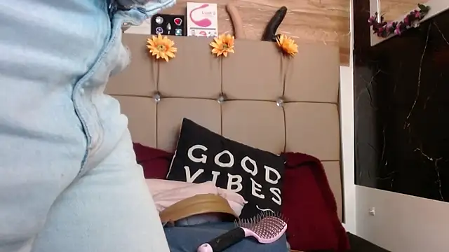 MIA  SPENCER online show from 02.26.26