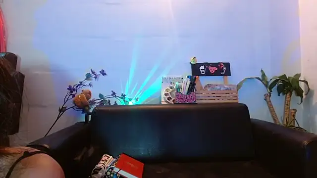 carolinerue online show from 09.22.25