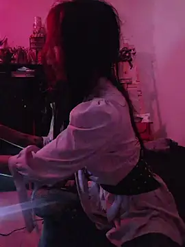 carolinerue online show from 03.12.26