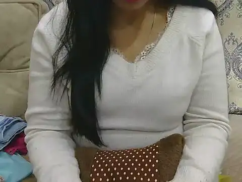 MISS SOMIYA online show from 01.08.26