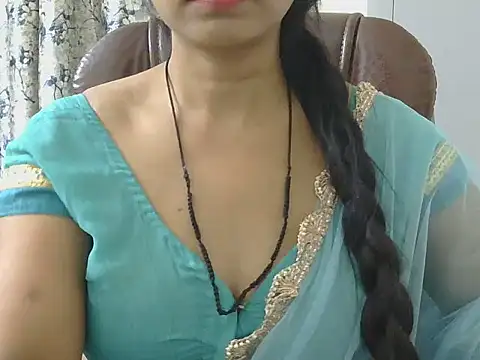 MISS SOMIYA online show from 04.06.26