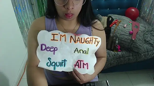 Snapshot of Cristalfire_69 chatting on 09.11.25 Cristalfire 69 online show from 09.11.25