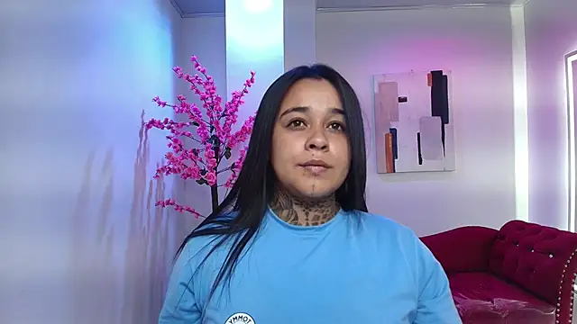 Black roseee online show from 11.19.25