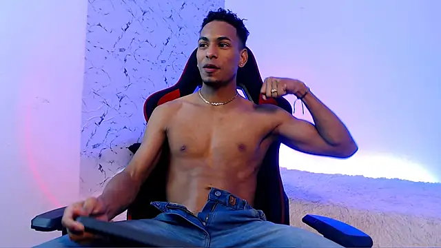 lorian vikel online show from 11.22.25