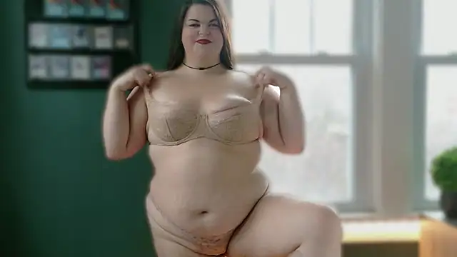 PlayWithBrittany online show from 11.21.25