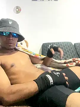 Snapshot of Teito69 chatting on 09.11.25 Teito69 online show from 09.11.25