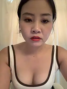 wly2028 online show from 10.04.25