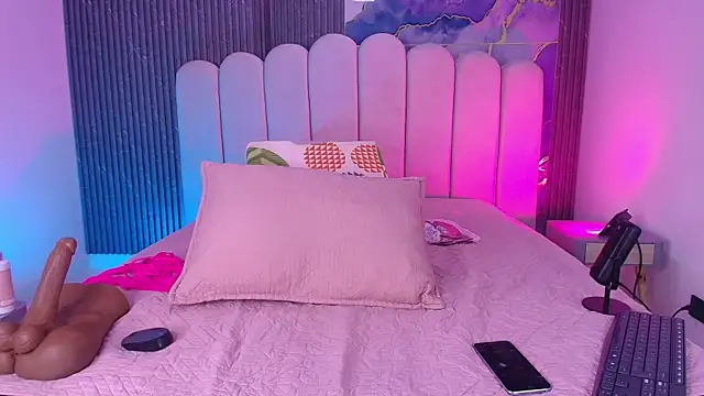 abbyrouss  online show from 01.06.26