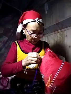 -Xuka-200 online show from 12.20.25