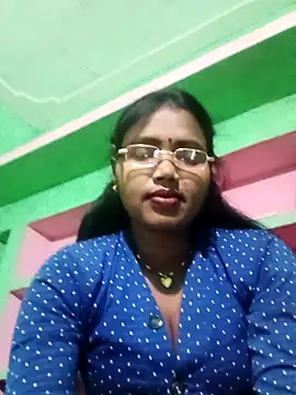 Snapshot of Cm_pooja chatting on 02.05.26 Cm pooja online show from 02.05.26
