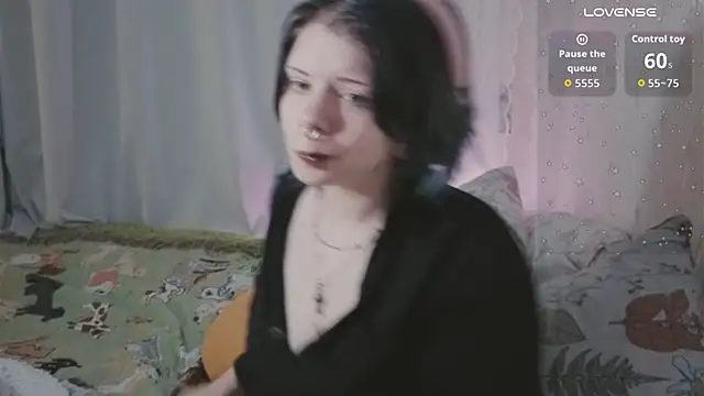 Snapshot of Alice_Zev chatting on 06.02.26 Alice Zev online show from 06.02.26