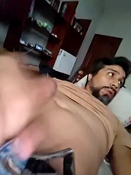 Snapshot of Mac50rus chatting on 11.19.25 Mac50rus online show from 11.19.25