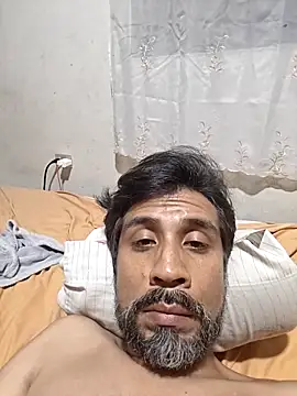 Snapshot of Mac50rus chatting on 02.26.26 Mac50rus online show from 02.26.26