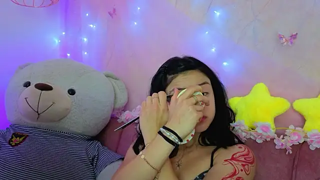 april bennett online show from 02.24.26