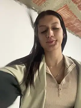 Snapshot of Caroline_daring chatting on 06.05.26 Caroline daring online show from 06.05.26