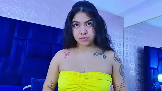 Luna Riddle online show from 10.14.25