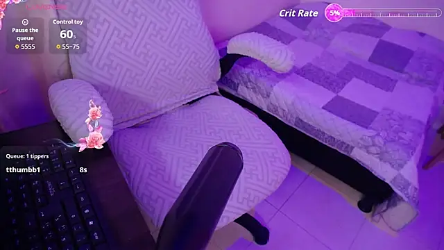 Snapshot of chloe_tgn chatting on 10.05.25 chloe tgn online show from 10.05.25