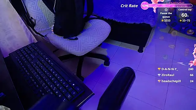 Snapshot of chloe_tgn chatting on 10.18.25 chloe tgn online show from 10.18.25