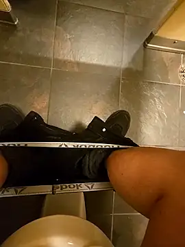 maxelbueno online show from 10.19.25