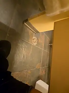 maxelbueno online show from 10.20.25