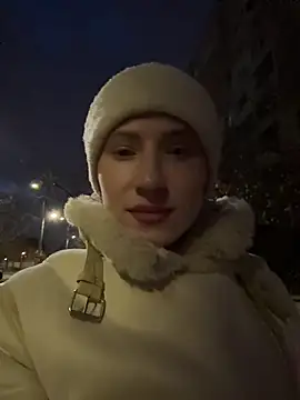 dark summer online show from 11.24.25