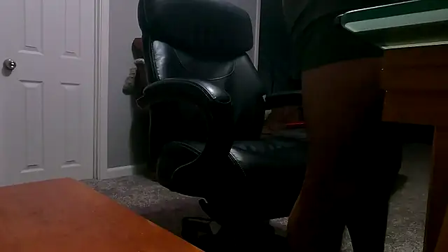 Snapshot of Mickelangello75 chatting on 10.07.25 Mickelangello75 online show from 10.07.25