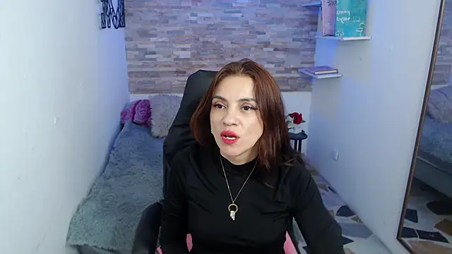 KendallWood  online show from 09.16.25