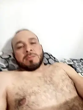 Snapshot of javi-tunene chatting on 10.07.25 javi-tunene online show from 10.07.25