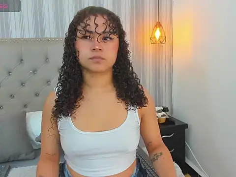 Sofiapassionne online show from 02.18.26