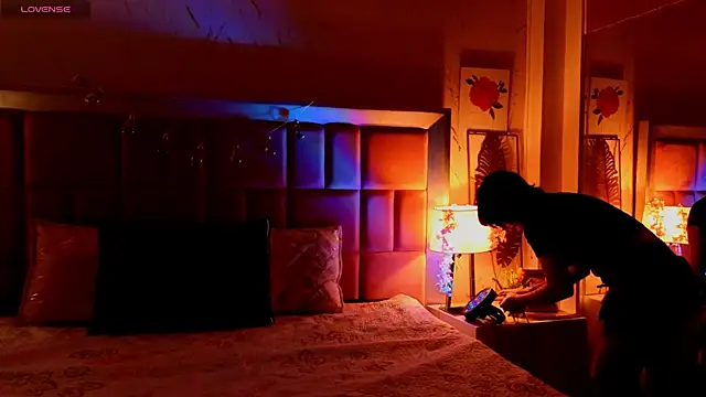 RobinBennett online show from 04.15.26