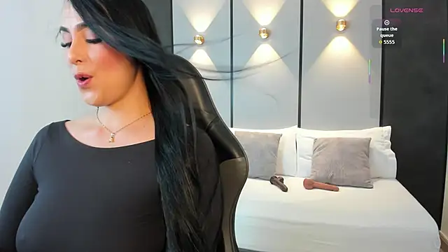 ashly moonn online show from 06.25.26