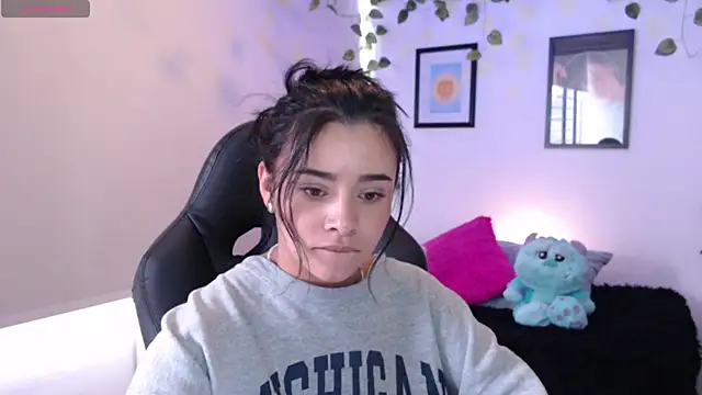 MarilynWhite  online show from 10.01.25