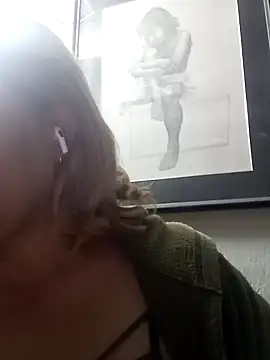 ROOMIINA online show from 12.20.25