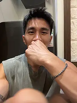 Snapshot of gooodboiii chatting on 04.26.26 gooodboiii online show from 04.26.26