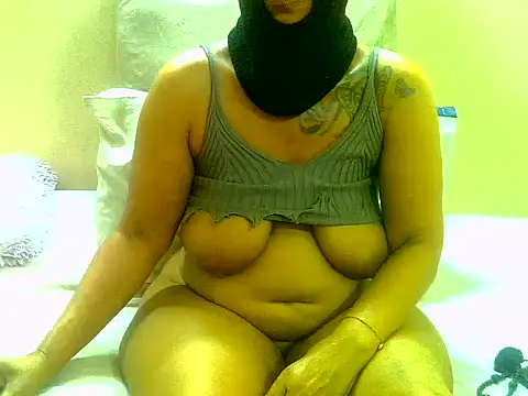 Snapshot of Sweetcandyxxxx30 chatting on 10.13.25 Sweetcandyxxxx30 online show from 10.13.25