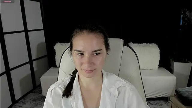 SeraphineClark online show from 09.25.25