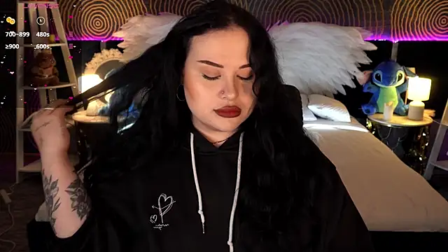 SerahMirabeli online show from 11.13.25