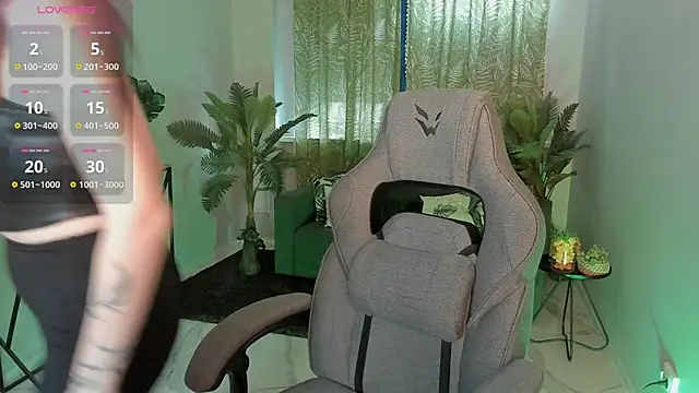 FlexyFox online show from 11.12.25