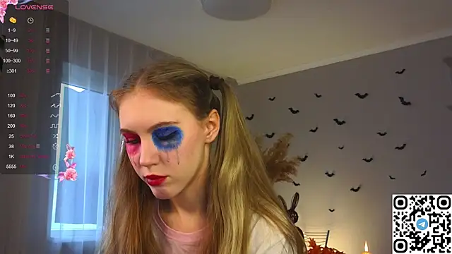 Succubelle online show from 10.31.25