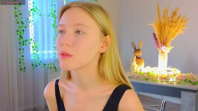 Succubelle online show from 12.14.25