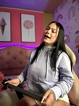 Megaan  More online show from 09.11.25