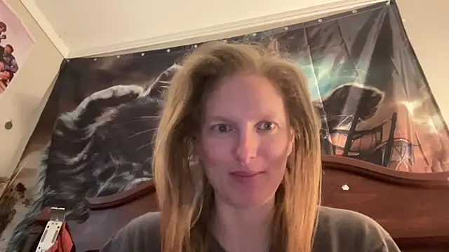 Snapshot of bubblytempest chatting on 09.11.25 bubblytempest online show from 09.11.25