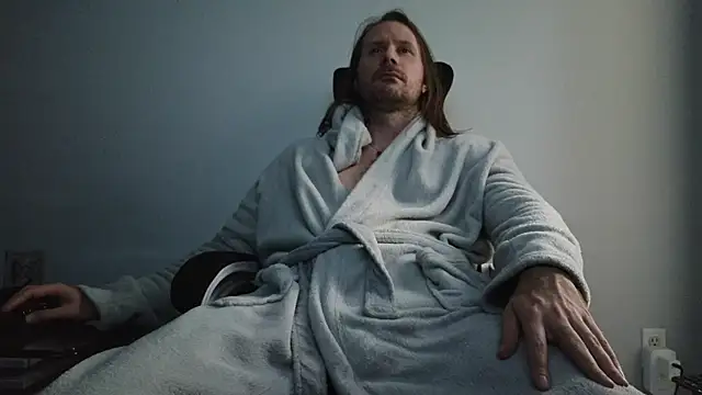 Snapshot of AlbinoAdonis chatting on 09.15.25 AlbinoAdonis online show from 09.15.25