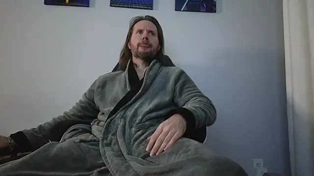 Snapshot of AlbinoAdonis chatting on 11.18.25 AlbinoAdonis online show from 11.18.25